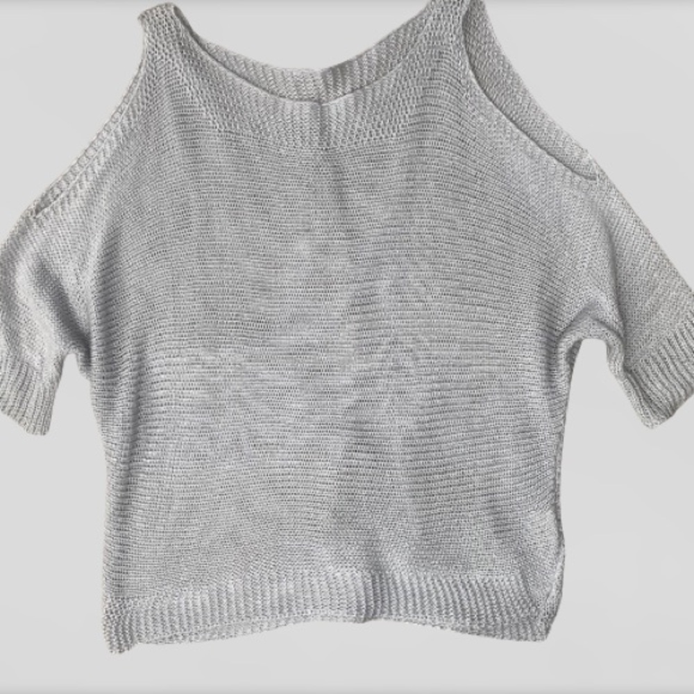 Carina Ricci cold shoulder dolman knit top